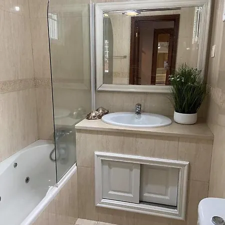 Azor International House *