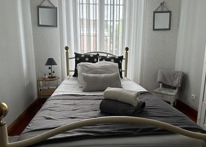 Azor International House *