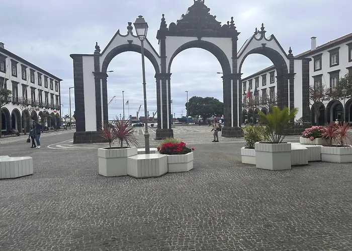 Azor International House * Ponta Delgada