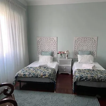 Ferienhaus Azor International House