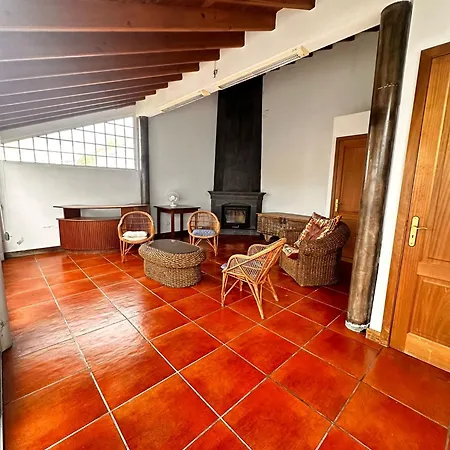 Azor International House *