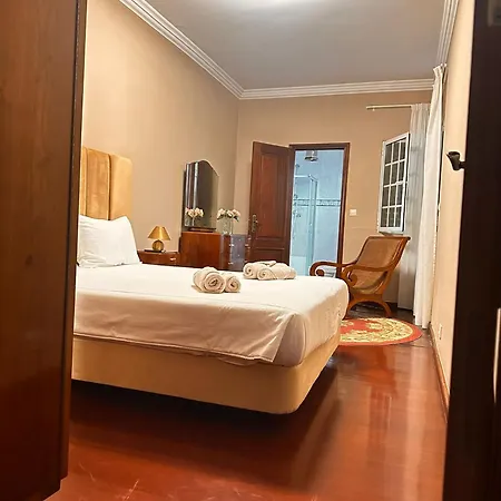 Azor International House Ponta Delgada (Sao Miguel)
