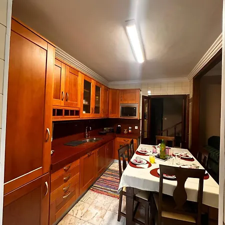 Azor International House Casa vacanze *
