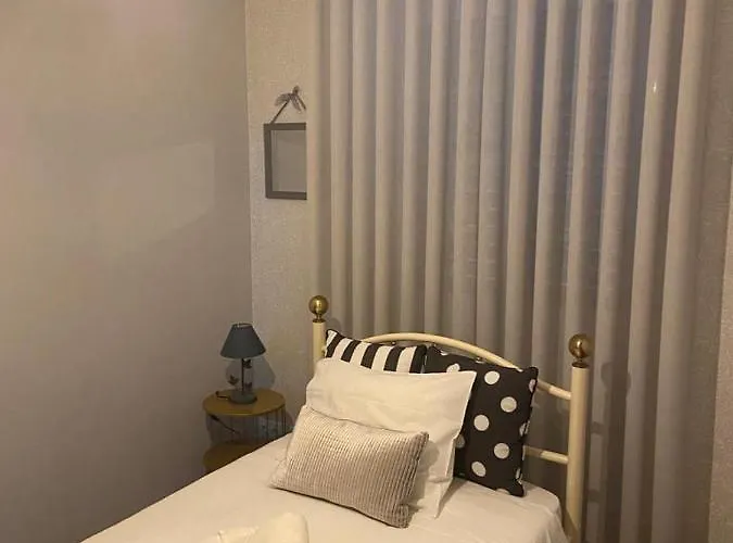 Azor International House *